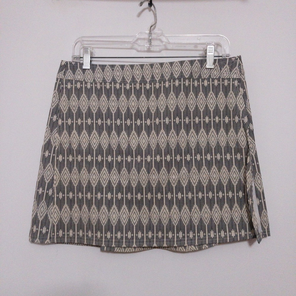 RipSkirt Hawaii Wrap Skirt Womens Medium Tan Black Geometric Tribal Print New